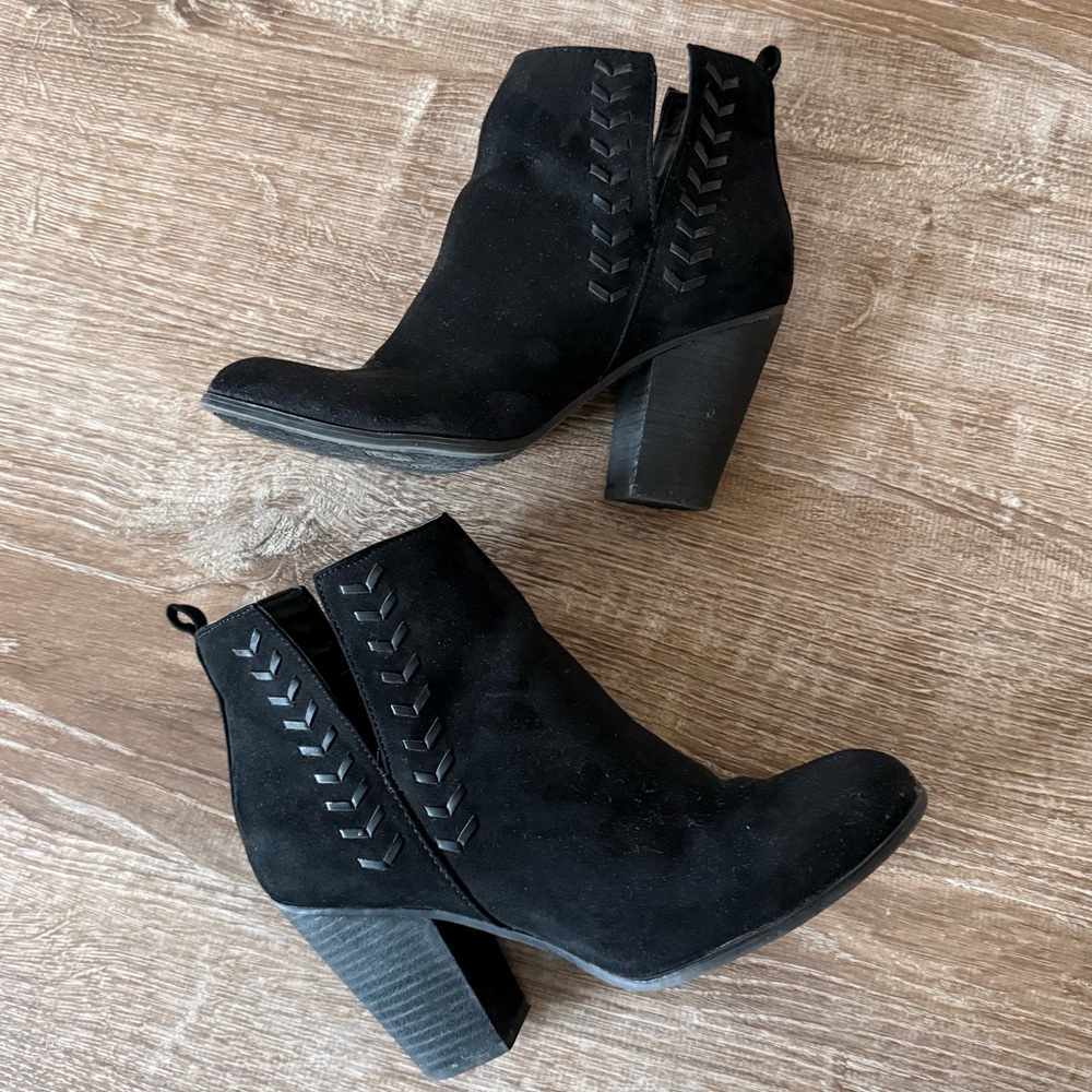 Carlos by Carlos Santana Booties